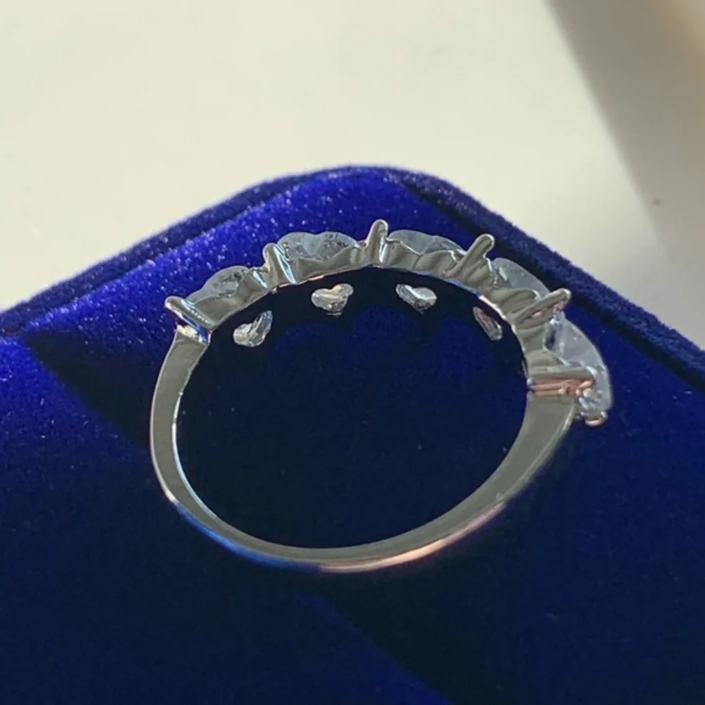 ❤️Heart Shaped Cut 5Pcs 0.5Ct Wedding Diamond Band